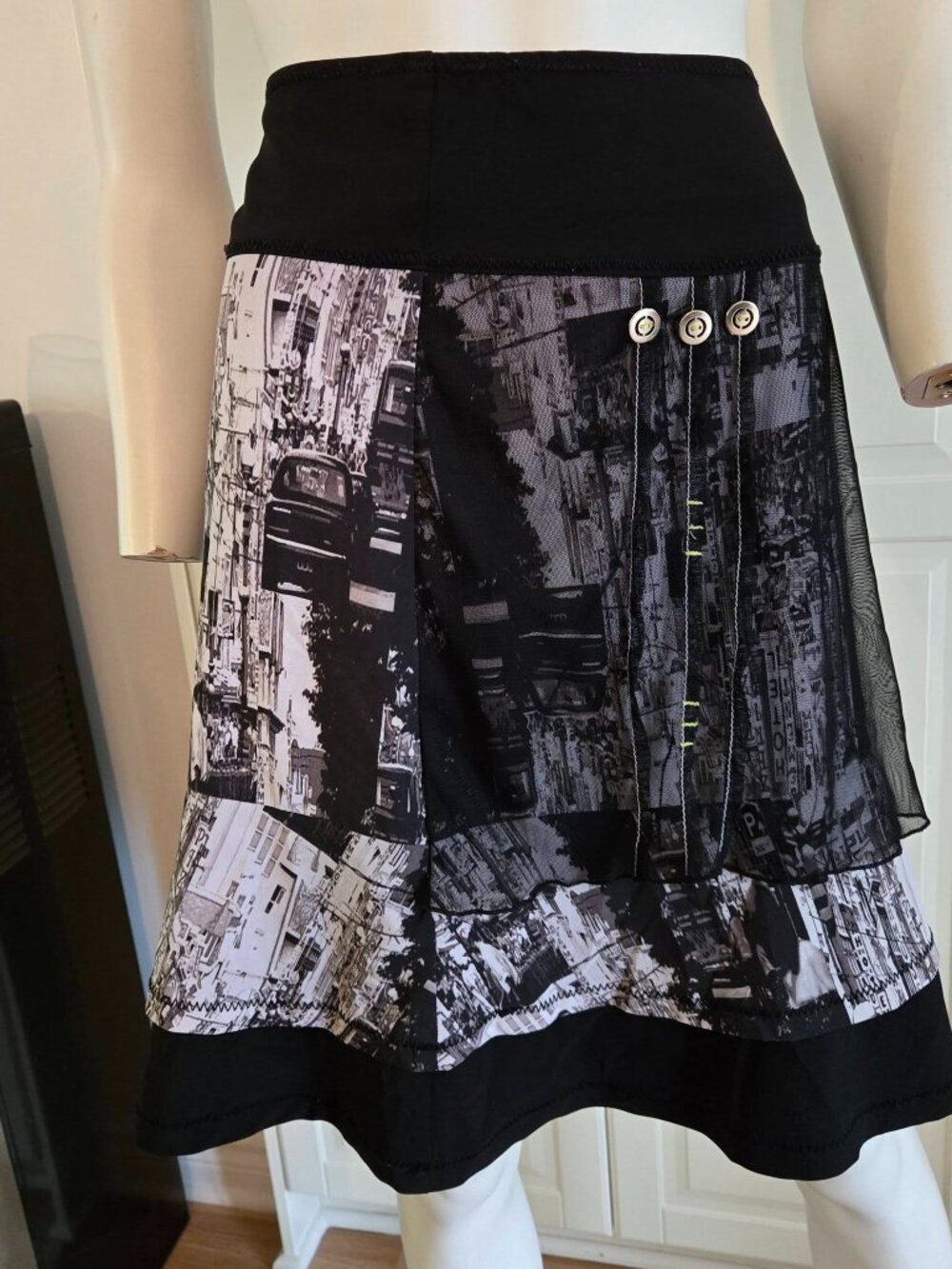 Le Grenier skirt, size 15
